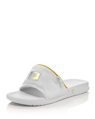 Nike benassi jdi fanny best sale pack white topaz gold