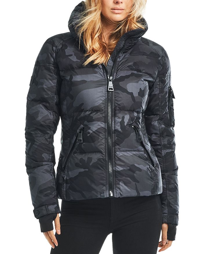 Sam Camo Freestyle Down Jacket In Charcoal Camo