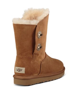 ugg short turnlock boot