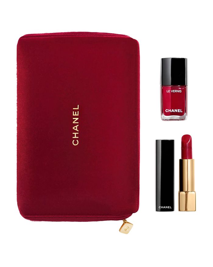 CHANEL Radiant in Red Makeup Duo Radiant in Red Makeup Duo