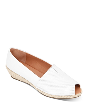 Gentle Souls By Kenneth Cole Women's Luci Peep-toe Wedge Sandals In White Leather