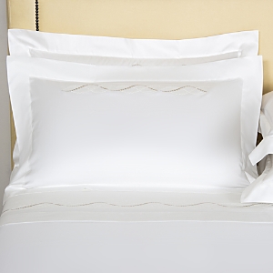 Frette Luminescent Pearls Embroidered Standard Sham In Milk/gold