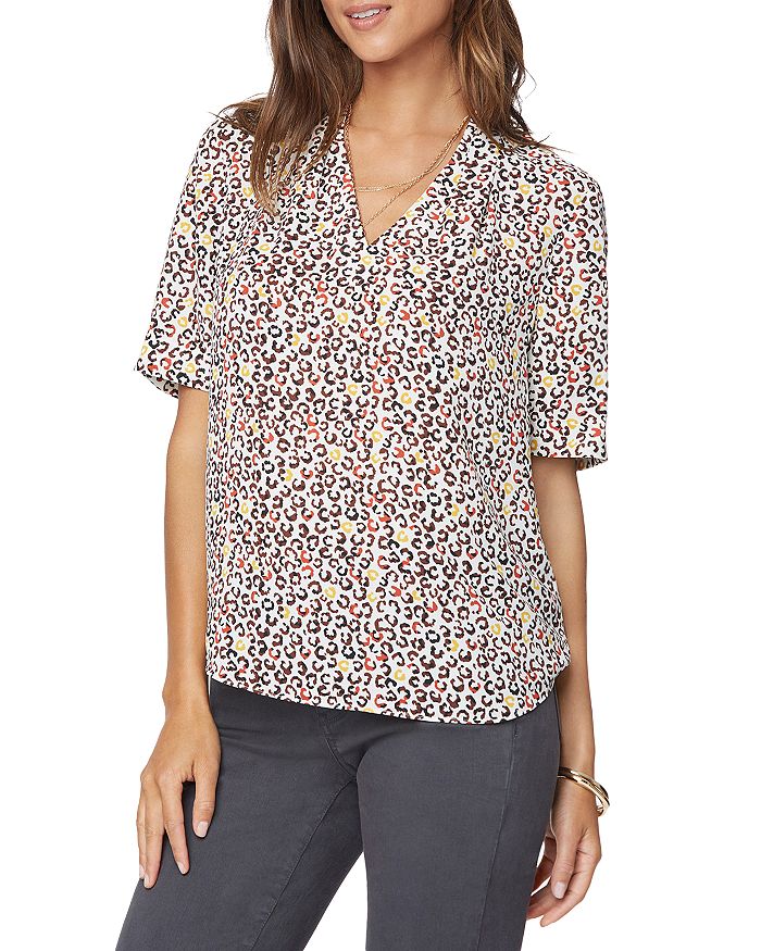 Nydj Charming Oversized V-neck Top In East Side Cat