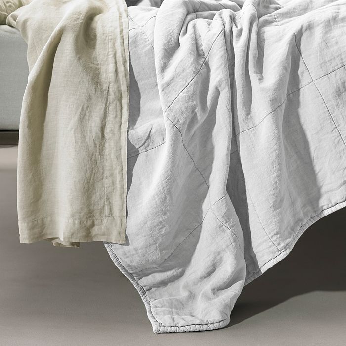 Shop Society Limonta Rem Linen Quilt, King In Bianco