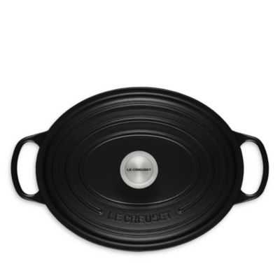 6.75-Quart Signature Oval Dutch Oven