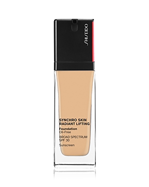 Shiseido Synchro Skin Radiant Lifting Foundation Broad Spectrum Spf 30 Sunscreen In 230 Alder (light Golden With A Slight Olive Undertones)