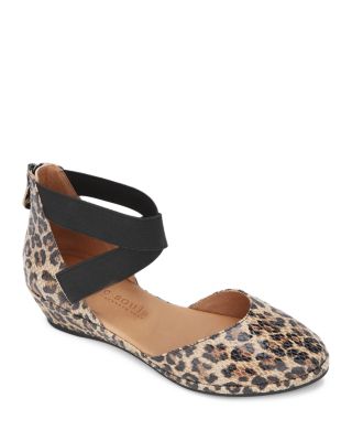 Kenneth cole leopard flats online