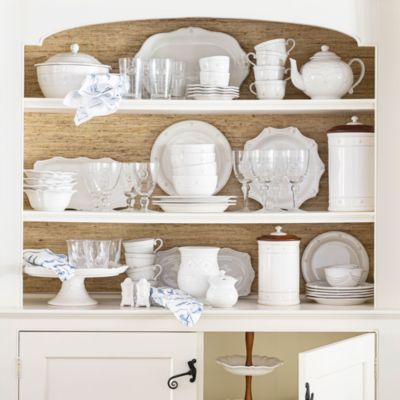 Berry & Thread 14" Cake Stand