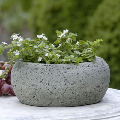 CAMPANIA INTERNATIONAL - Kira Planter