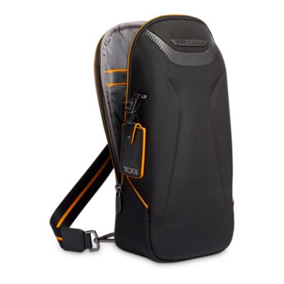 Tumi マクラーレン トルク スリング ボディバッグ オレンジ Torque Sling | Tumi US
