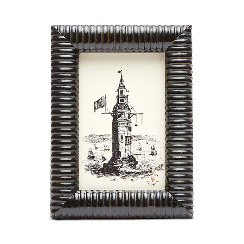 Pigeon & Poodle Metz Lacquered Resin Frame, 4 X 6 In Black