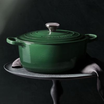 7.25-Quart Signature Round Dutch Oven