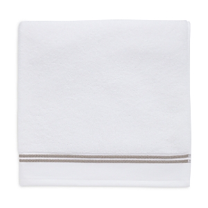 Sferra Aura Bath Sheet In White/stone