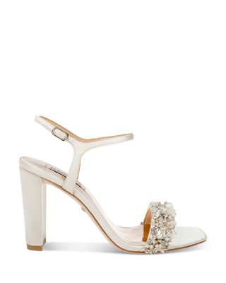 white flat summer shoes