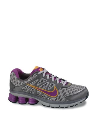nike shox qualify 2