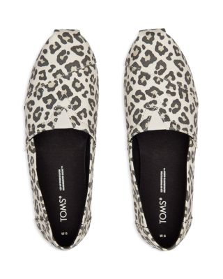 white leopard print shoes