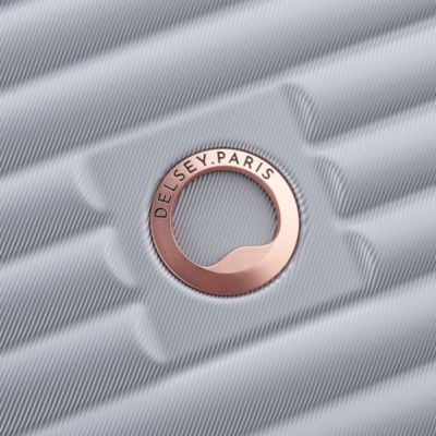 Cruise 3.0 24&amp;quot; Expandable Spinner Suitcase