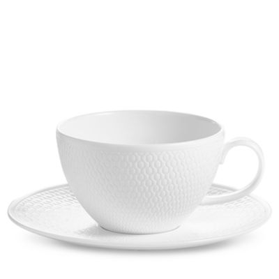 Wedgwood - Gio Teacup and Saucer Set