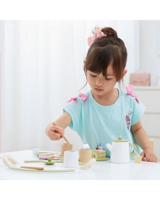 Little Chef Frankfurt 20 Piece Wooden Play Kitchen Tea Party Set - Ages 3+