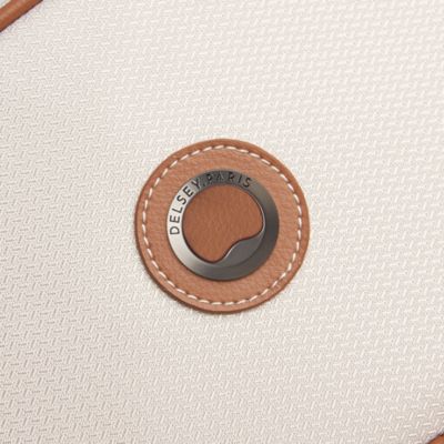 Chatelet Air 2 Toiletry Kit