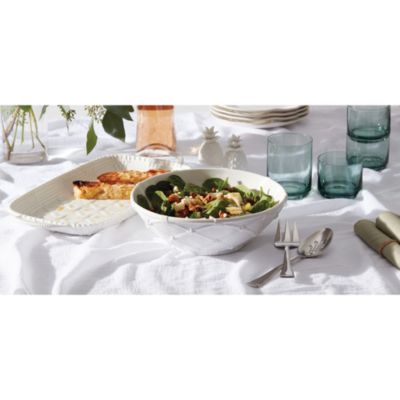 Wicker Creek Pineapple Salt & Pepper Set