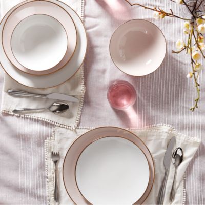 Trianna Dinnerware