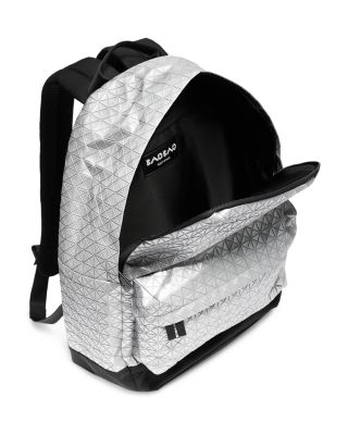 BAOBAO ISSEY MIYAKE DAYPACKリュック Bao Bao Issey Miyake Daypack Backpack | Saks Fifth Avenue