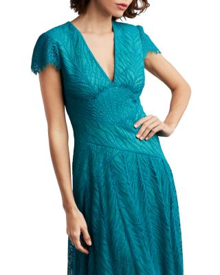chinese dress ladies Amazon.com: Tadashi Shoji Women's Sleeveless deep v Gown Dress, Black/Nude,  6 : Clothing, Shoes & Jewelry