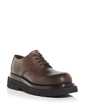 Bottega Veneta Men's Fondant Plain Toe Oxfords In Chino