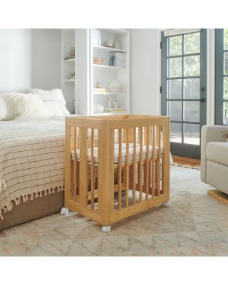 Yuzu 8 in 1 Convertible Crib with All Stages Conversion Kits