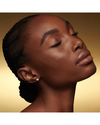 Re-Nutriv Ultra Radiance Liquid Foundation SPF 20