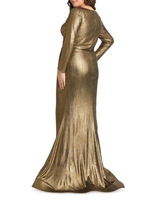  Plus Chic Metallic Evening  Gown