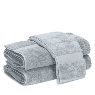 Lotus Fingertip Towel