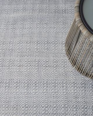 Echo ER4893 Area Rug, 4&#39; x 6&#39;