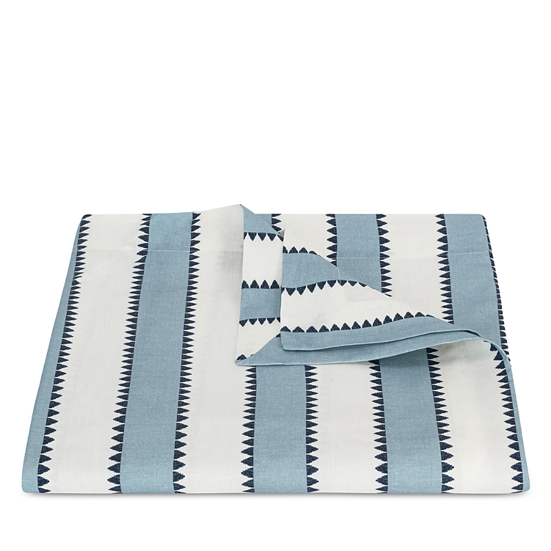 Matouk Apollo Stripe Tablecloth, 70" X 144" In Sky