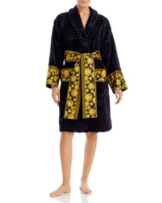 Review: Versace Bathrobe - Allure By Tess