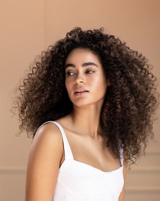 Revitalizing Nourishing Shampoo 16.9 oz.