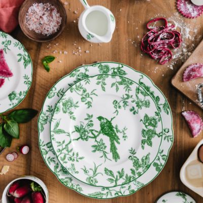 Albertine Dinnerware Collection