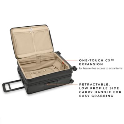 Baseline Medium Expandable Spinner Suitcase