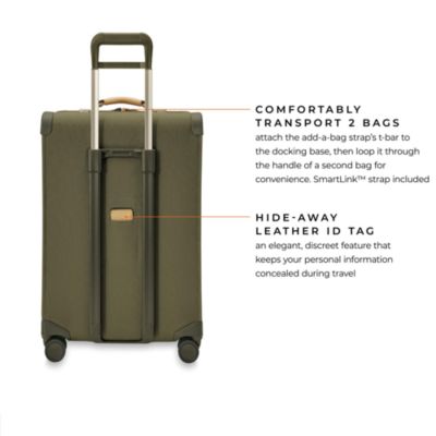 Baseline Medium Expandable Spinner Suitcase