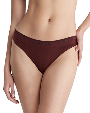 Shop Calvin Klein Modern Cotton Naturals Seamless Thong In Rum Raisin