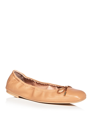 Stuart Weitzman Bardot Lambskin Bow Ballerina Flats In Adobe