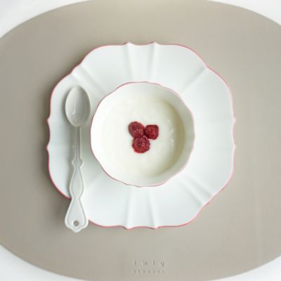 Amelie 7" Bread Canape Plate