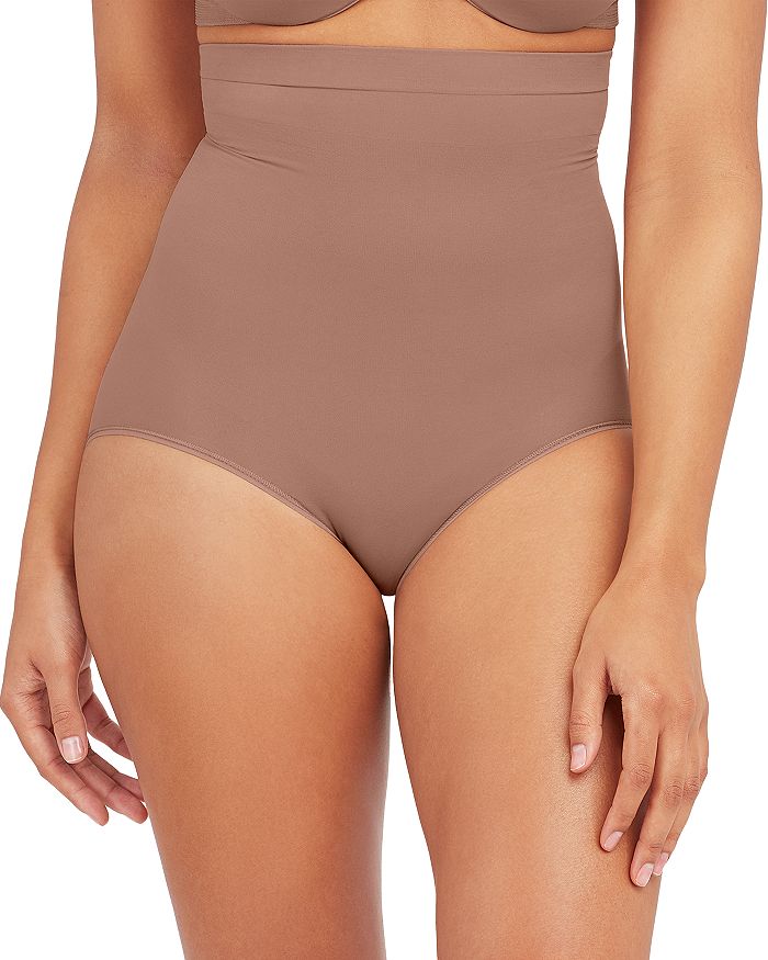 Everyday Seamless Shaping High-Waisted Brief