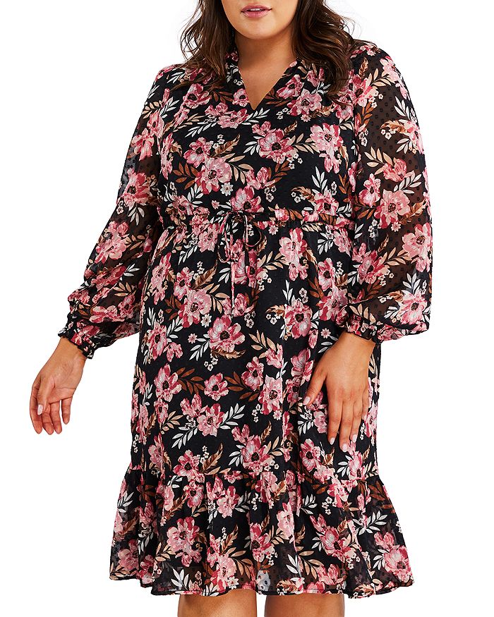 Bloomingdale's women's plus size clothing store