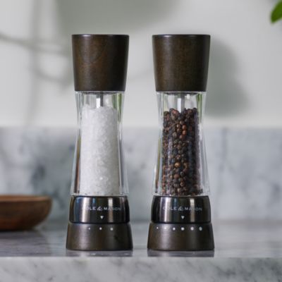 Derwent Salt and Pepper Mills Gift Set