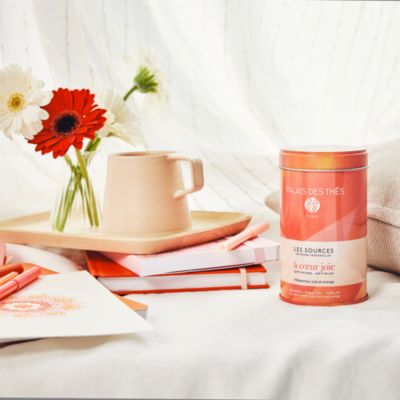 Pure Joy Herbal Loose Tea - St. John&#39;s Wort, Holy basil &amp; Orange