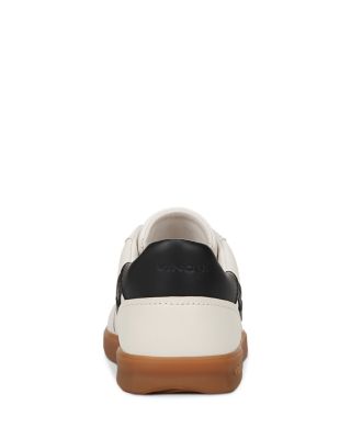 Women&#39;s Oasis Sneakers