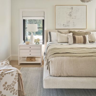 Sainte Anne Upholstered King Bed