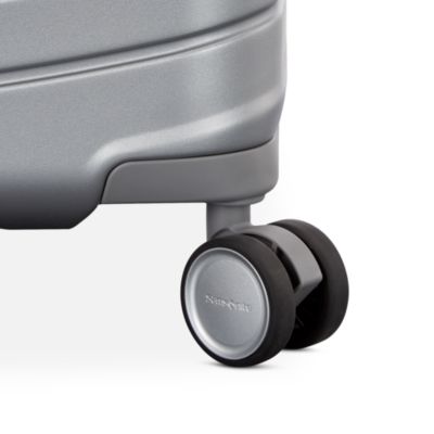 Framelock Max Carry On Spinner Suitcase